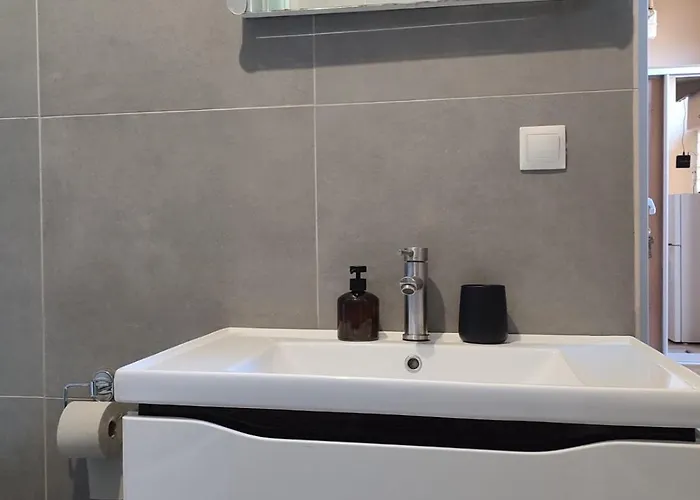 Apartment смарт-квартира 5хв до центрального вокзалу